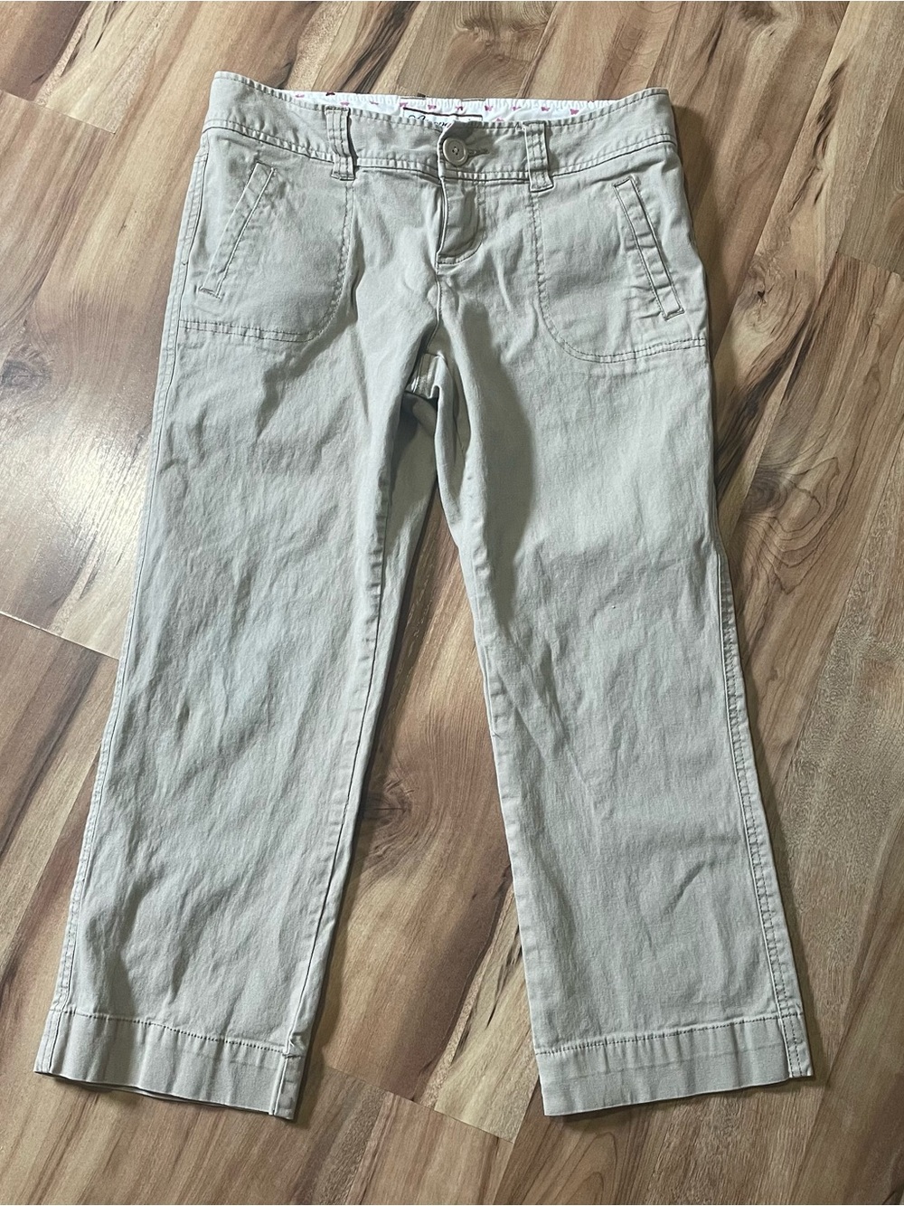 Aeropostale Y2K Khaki Cotton Utility Capri Pants Butterfly Logo Junior Sz 3/4